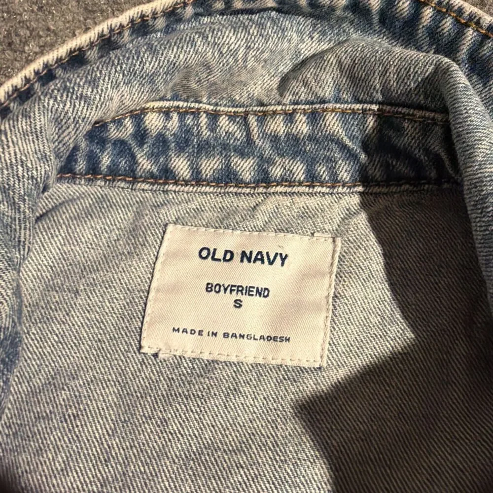 Old Navy Denim Jacket Womens Size Small Blue Boyfriend Button Front Pockets